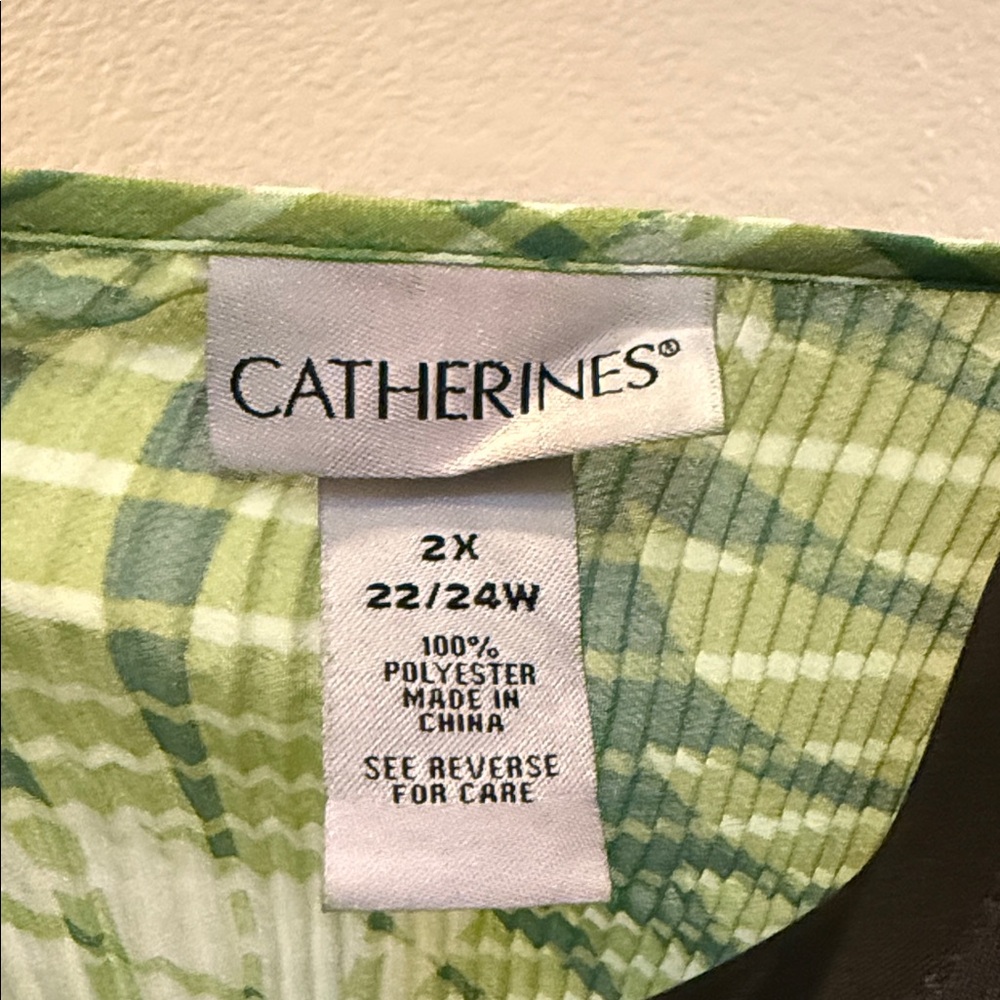 Catherines Green Patterned V-Neck Top with Beaded Trim - Picture 2 of 8